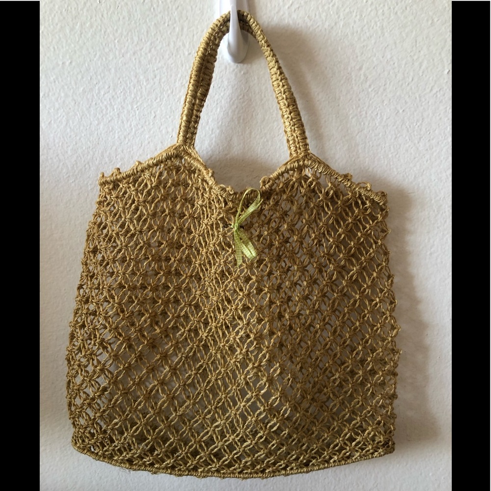 Straw purse